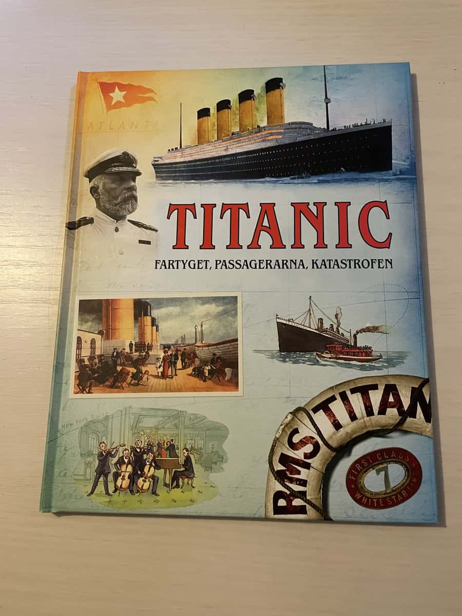 Cullis, Megan, Bone, Emily : Titanic