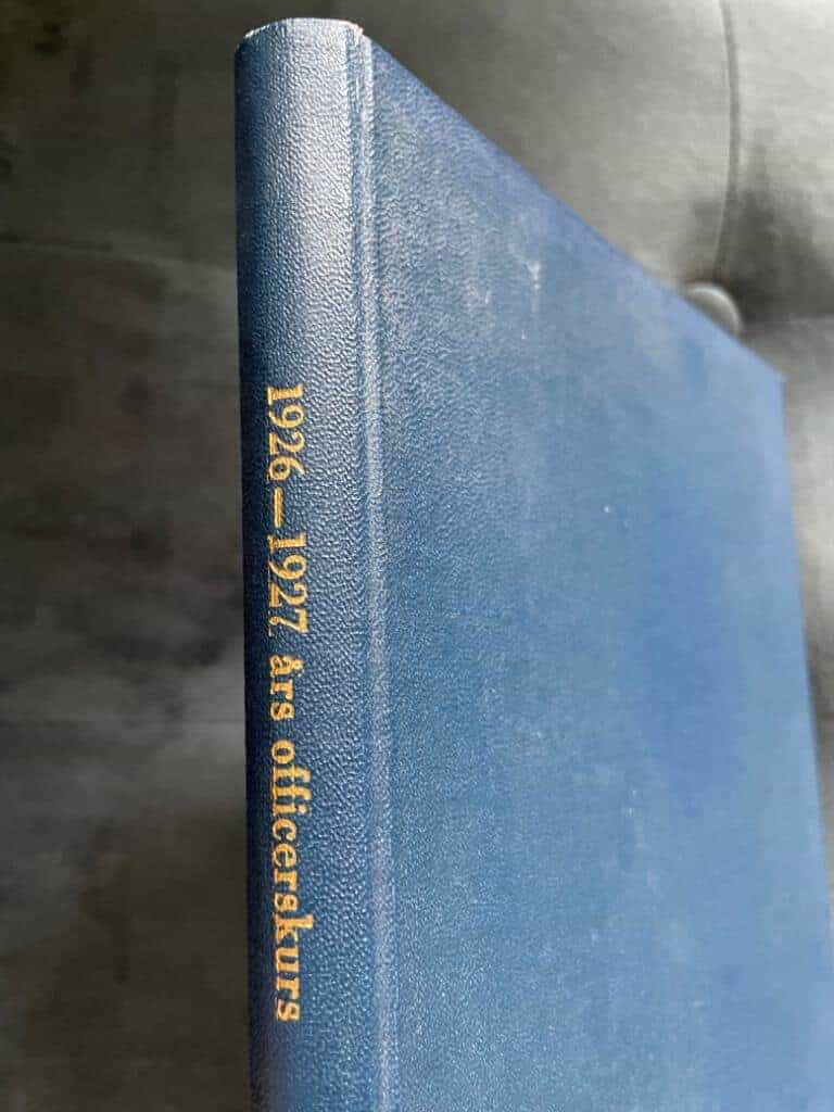 Minnesbok 1926-1927 års officerskurs
