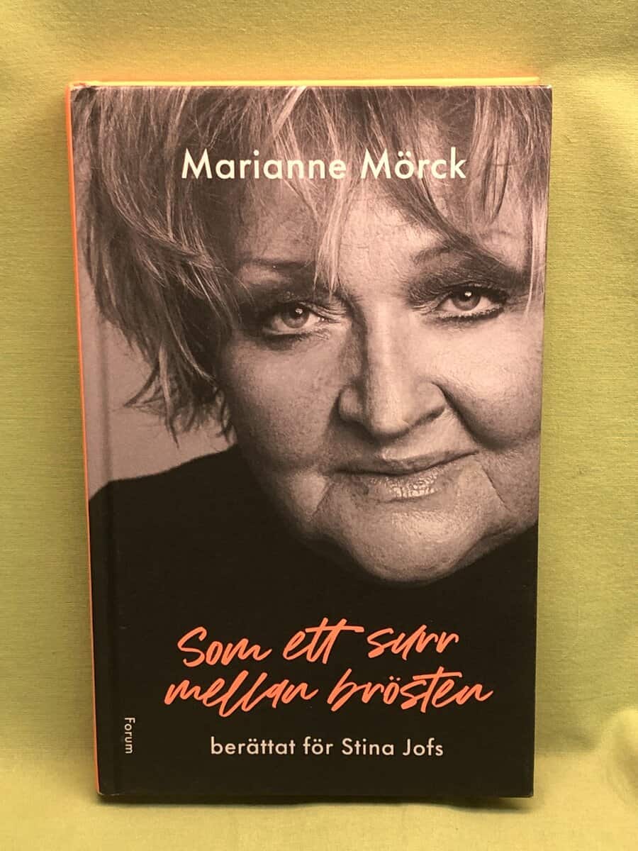 Mörck, Marianne, Jofs, Stina : Som ett surr mellan brösten