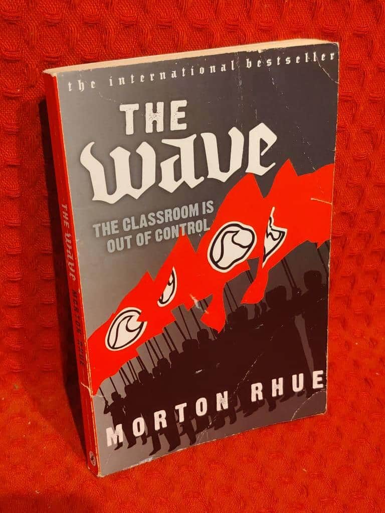 Morton Rhue : The Wave