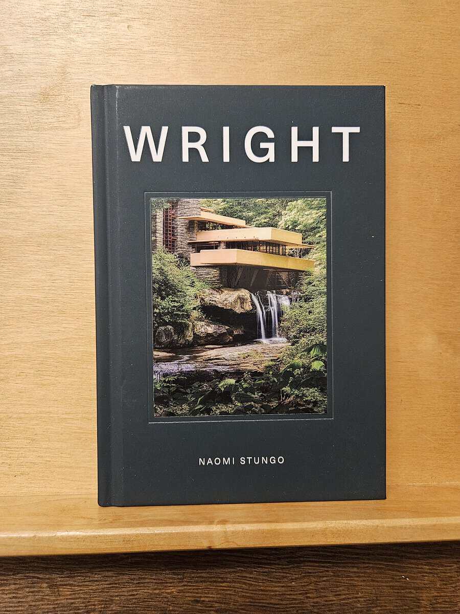 Naomi Stungo : Wright