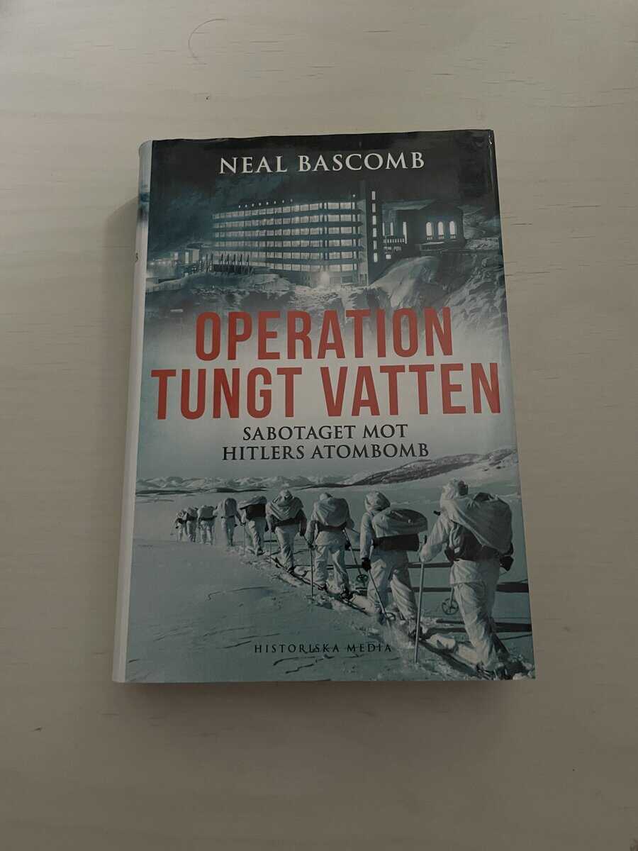 Neal Bascomb : Operation tungt vatten