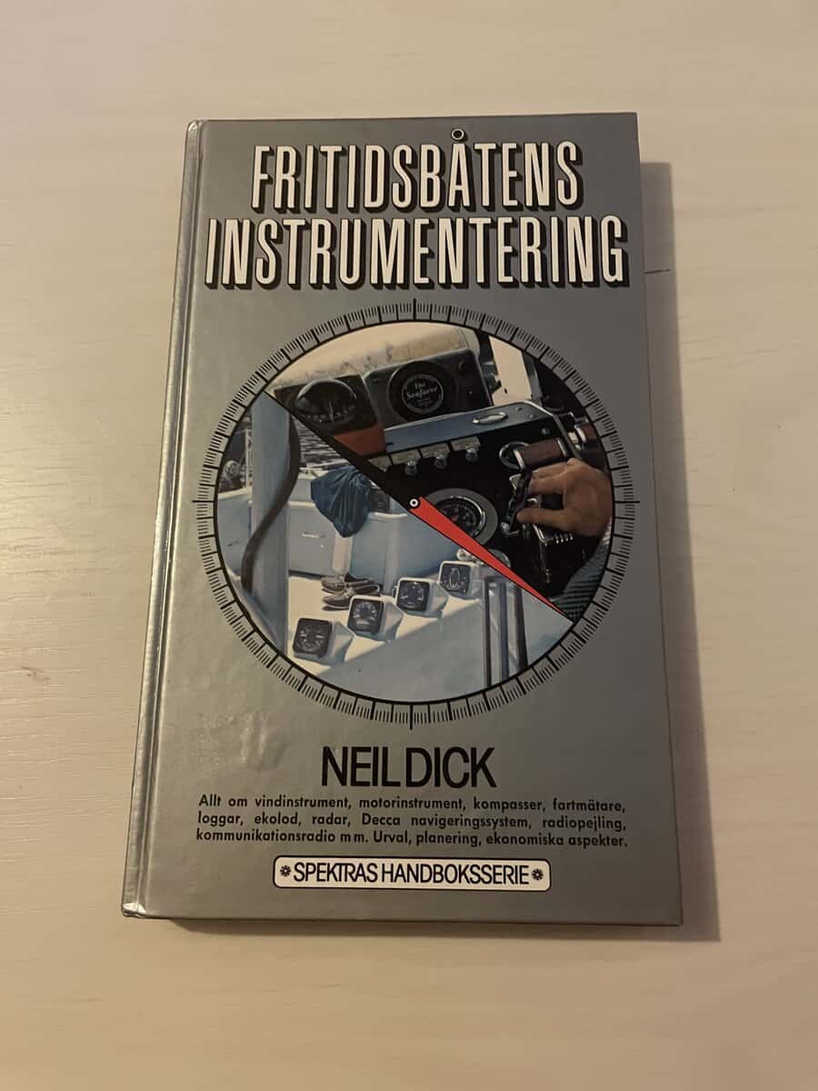 Neil C. Dick : Fritidsbåtens instrumentering
