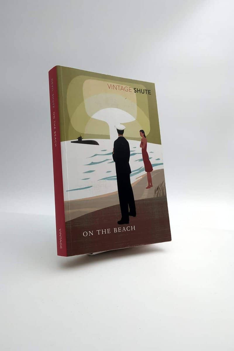 Nevil Shute : On the beach
