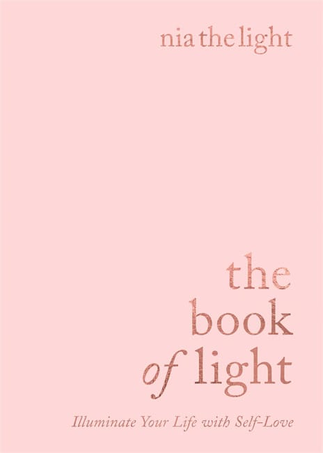 Nia Nia the Light : The Book of Light