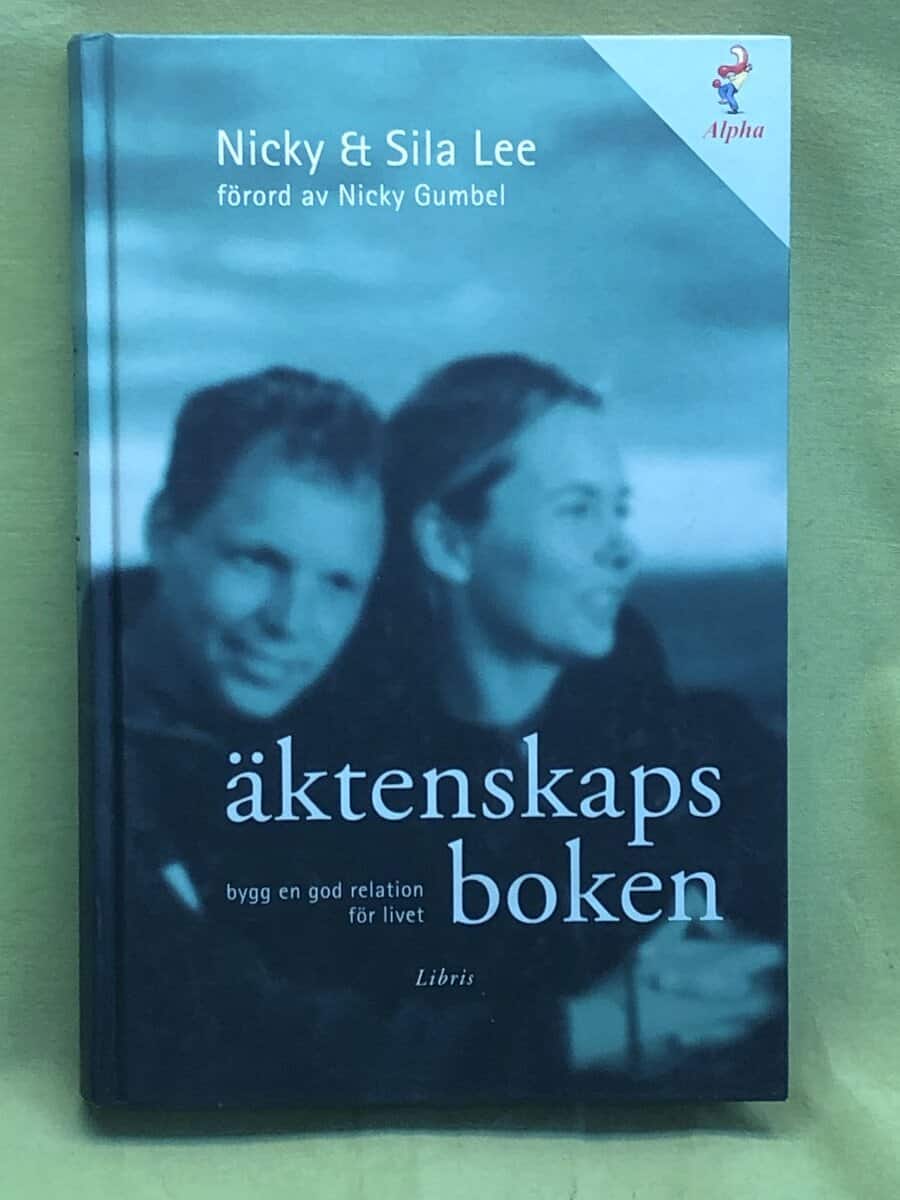 Nicky ; Sila Lee : Äktenskapsboken