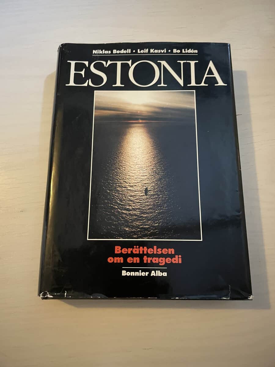 Niklas Bodell : Estonia berättelsen om en tragedi