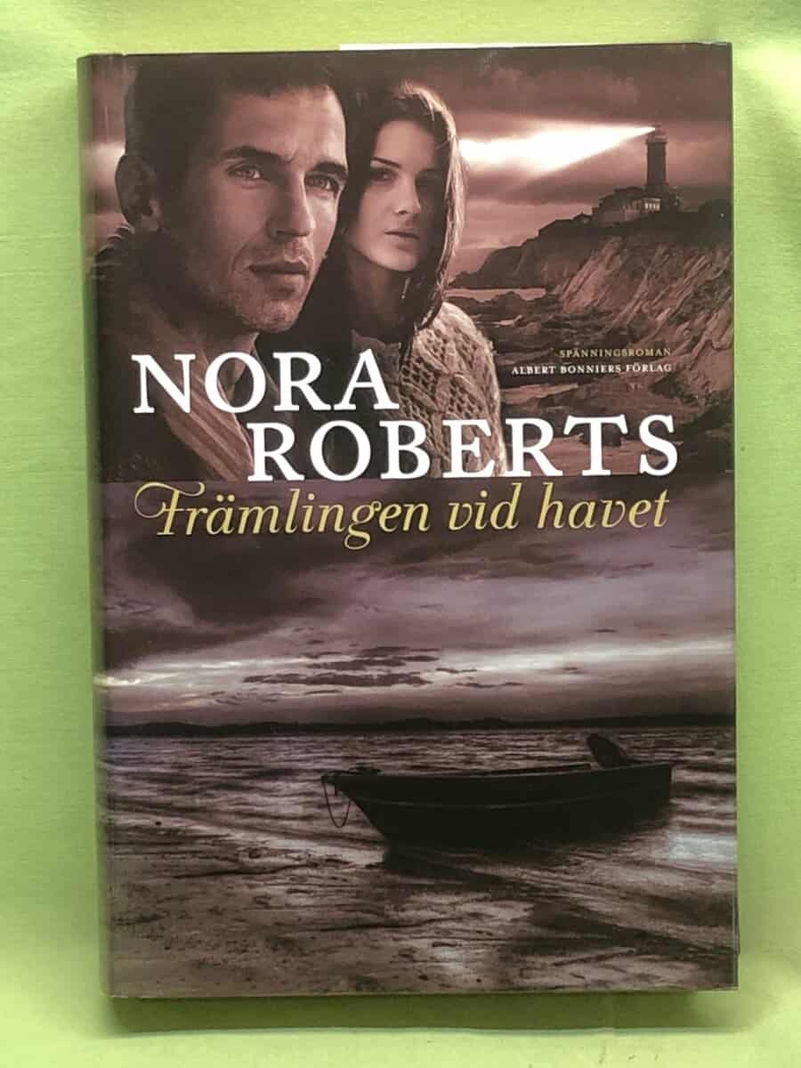 Nora Roberts : Främlingen vid havet