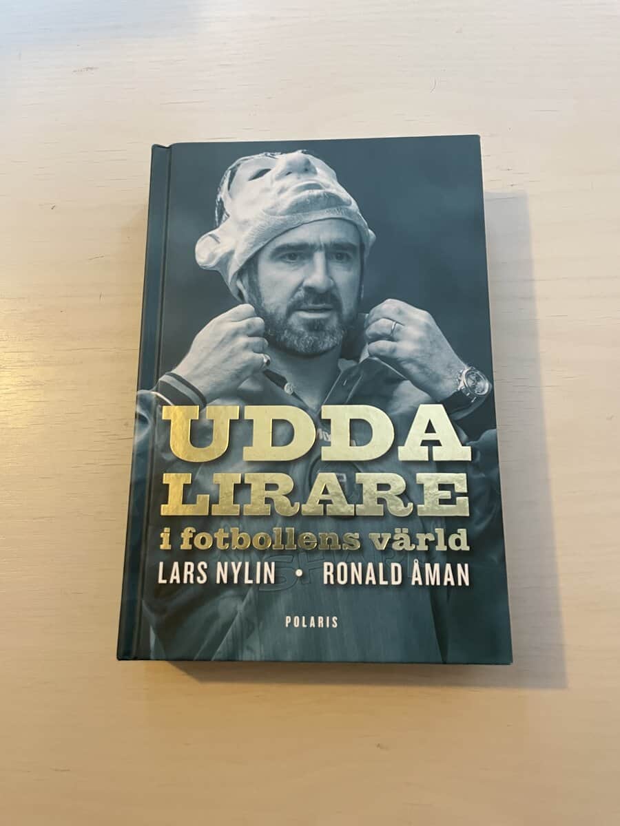Nylin, Lars, Åman, Ronald : Udda lirare i fotbollens värld