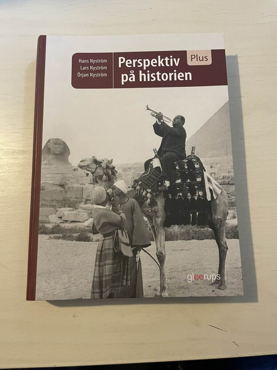 Nyström, Hans, Nyström, Lars, Nyström, Örjan : Perspektiv på historien plus