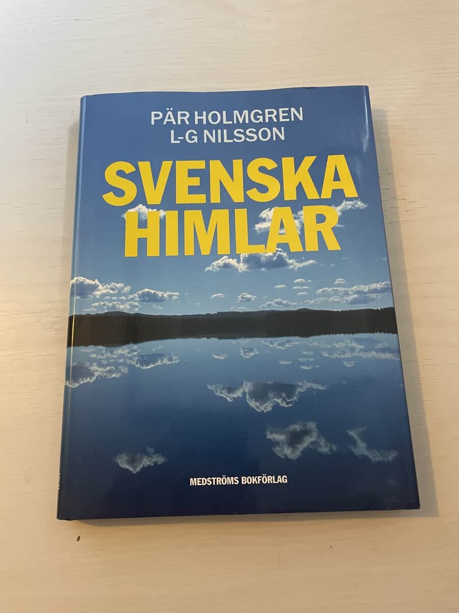 Pär Holmgren : Svenska himlar