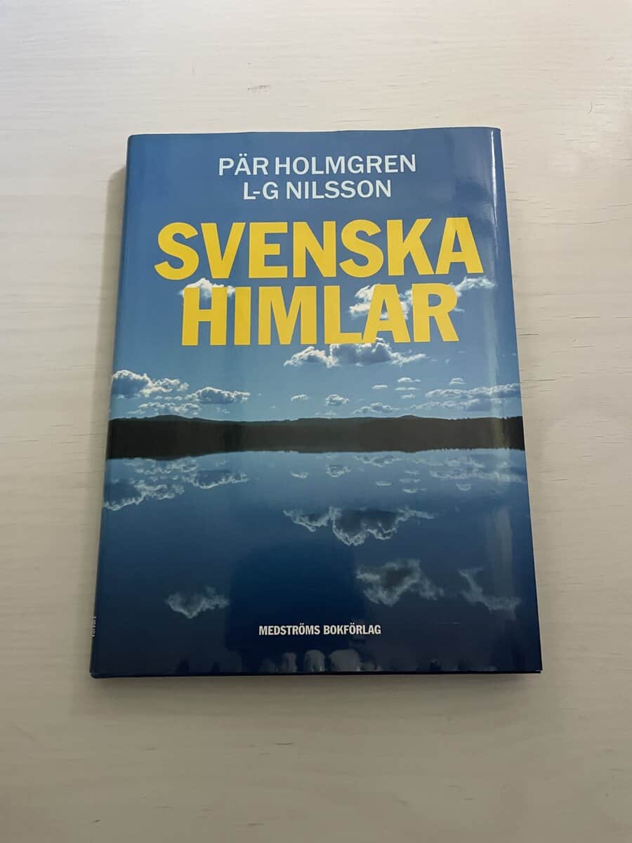 Pär Holmgren : Svenska himlar