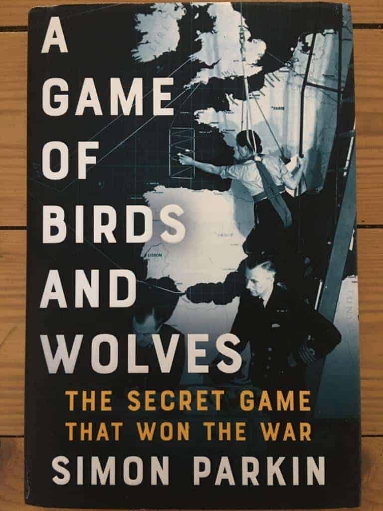 Parkin Simon : A Game of Birds and Wolves