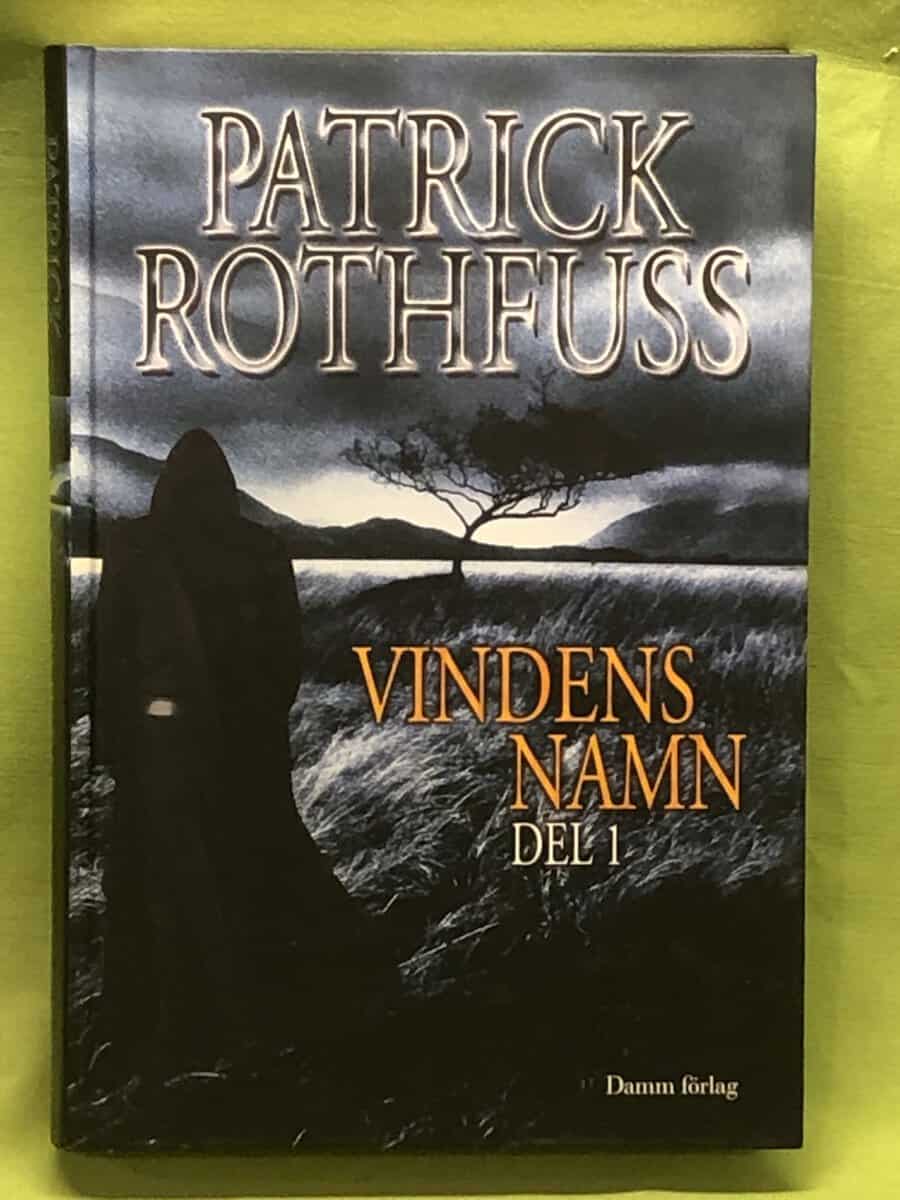 Patrick Rothfuss : Vindens namn del 1