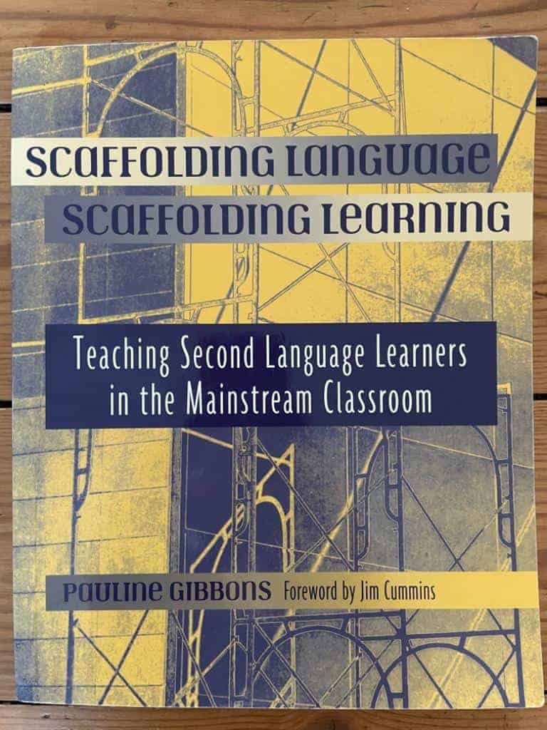 Pauline Gibbons : Scaffolding language, scaffolding learning