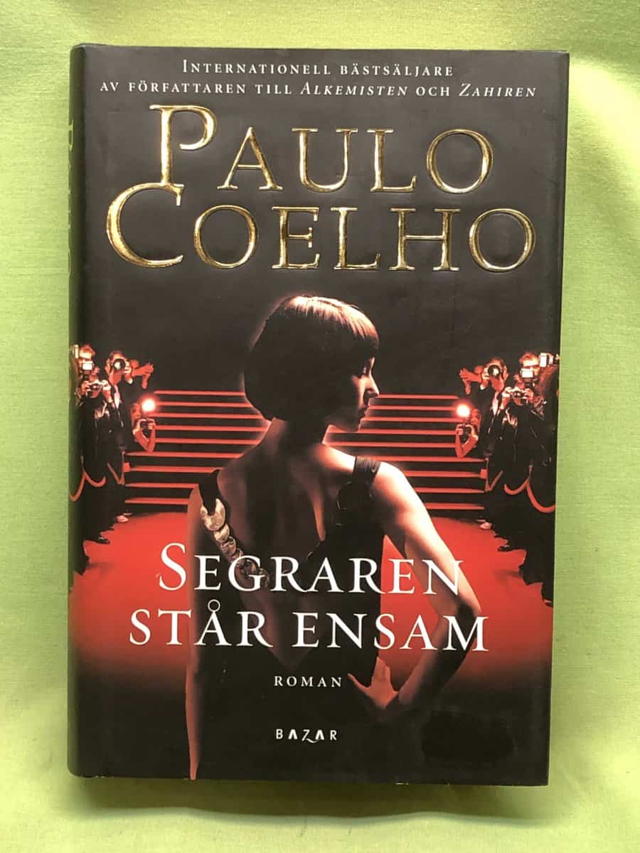 Paulo Coelho : Segraren står ensam