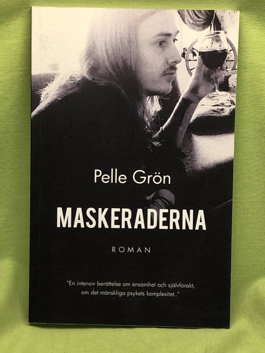 Pelle Grön : Maskeraderna