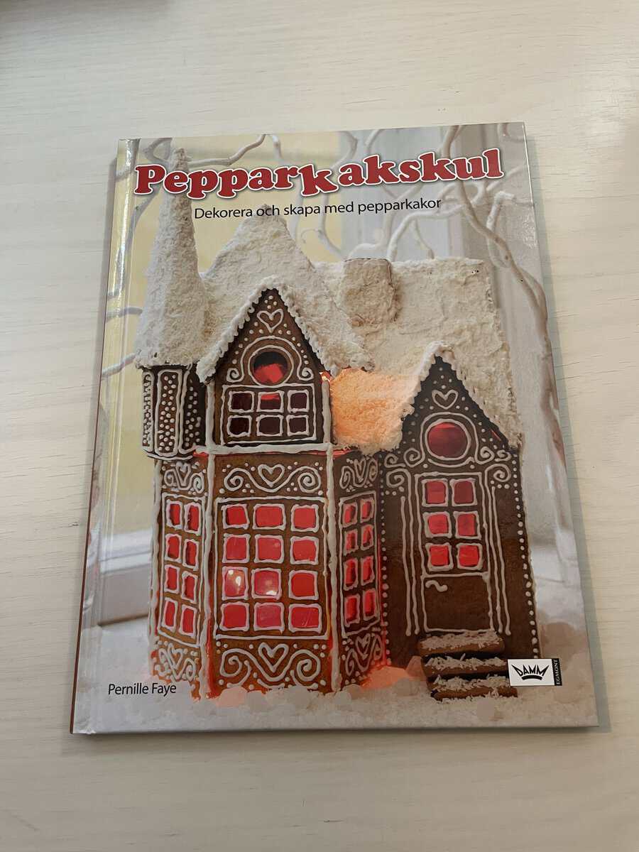 Pernille Faye : Pepparkakskul - Dekorera och skapa med pepparkakor