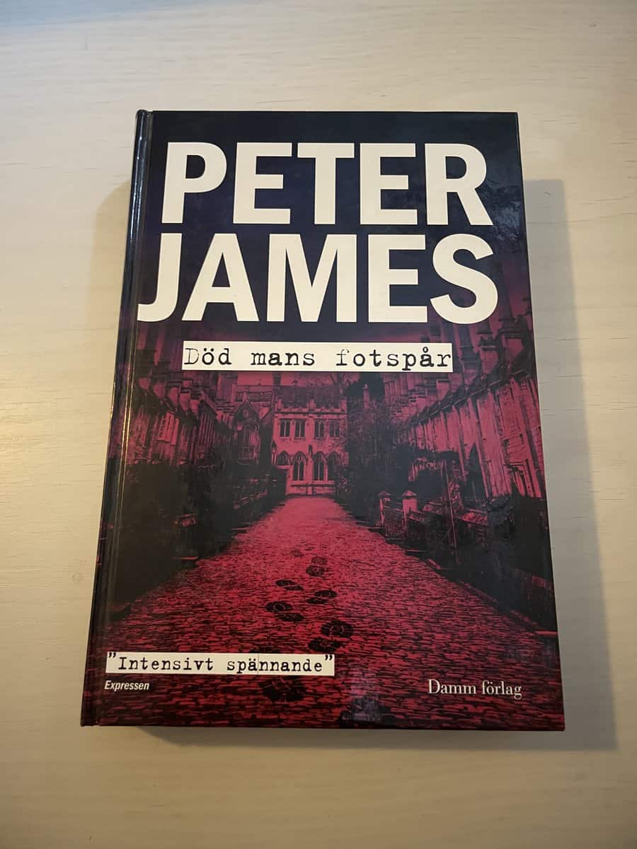 Peter James : Död mans fotspår