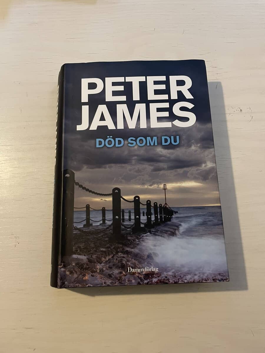 Peter James : Död som du