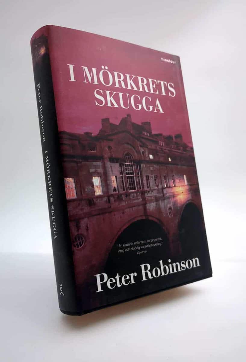 Peter Robinson : I mörkrets skugga