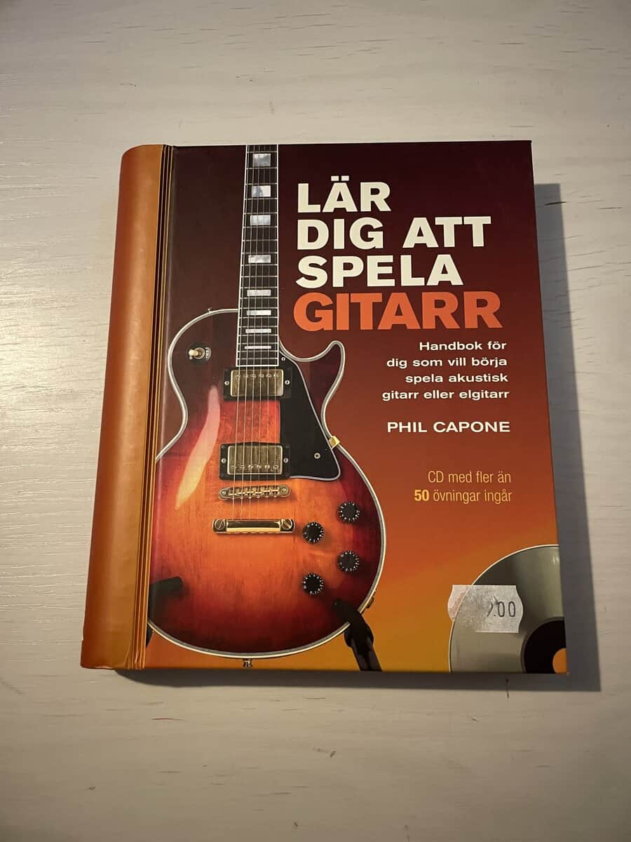 Phil Capone : Lär dig att spela gitarr