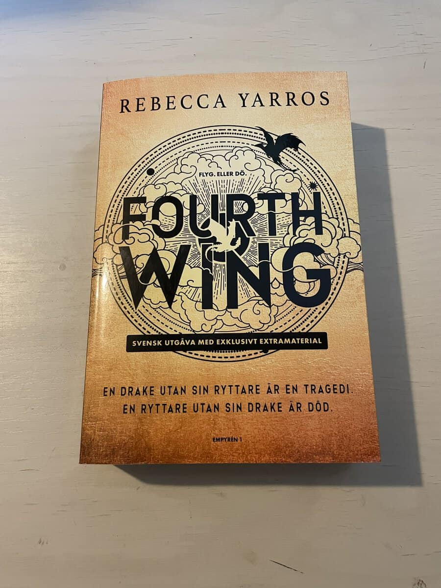 Rebecca Yarros : Fourth wing