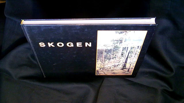 , Redaktion: Berg, Bengt Kolbjørn Brekstad : Skogen