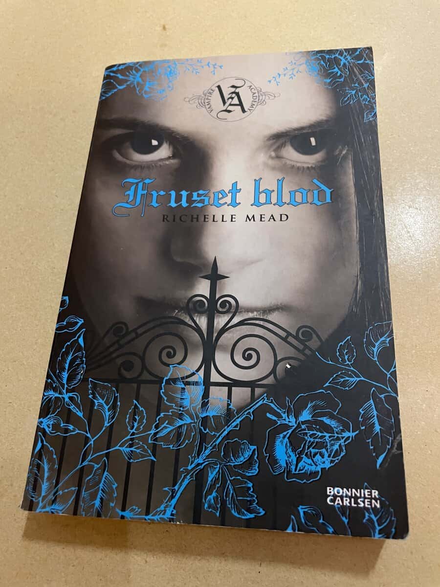 Richelle Mead : Vampire Academy 2 - Fruset blod