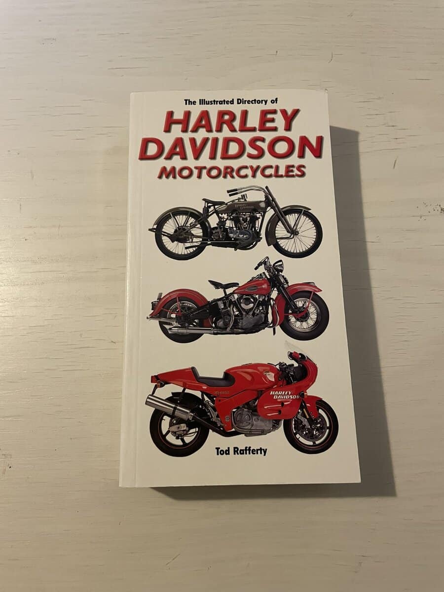 Robert Jordan : The Illustrated Directory of Harley Davidson Motorcycles