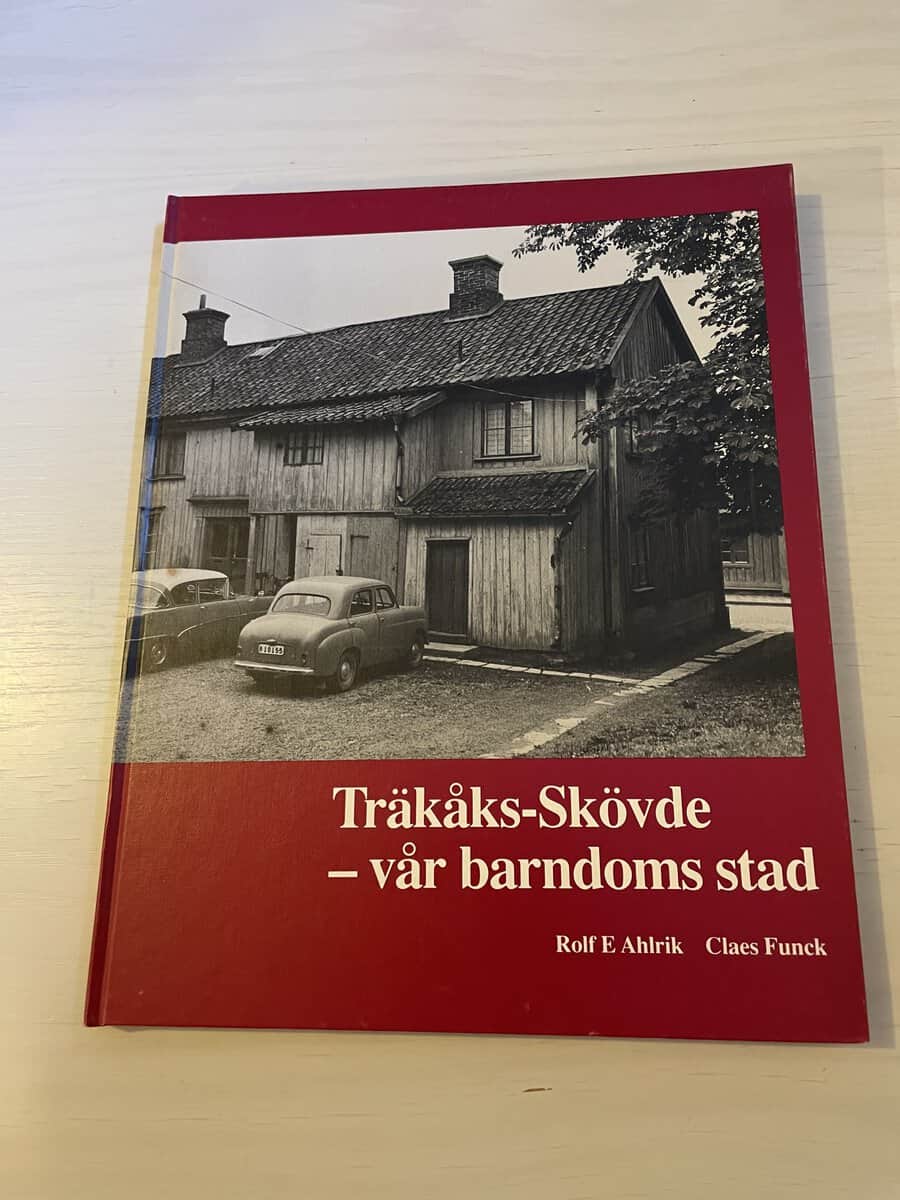 Rolf E. Ahlrik : Träkåks-Skövde
