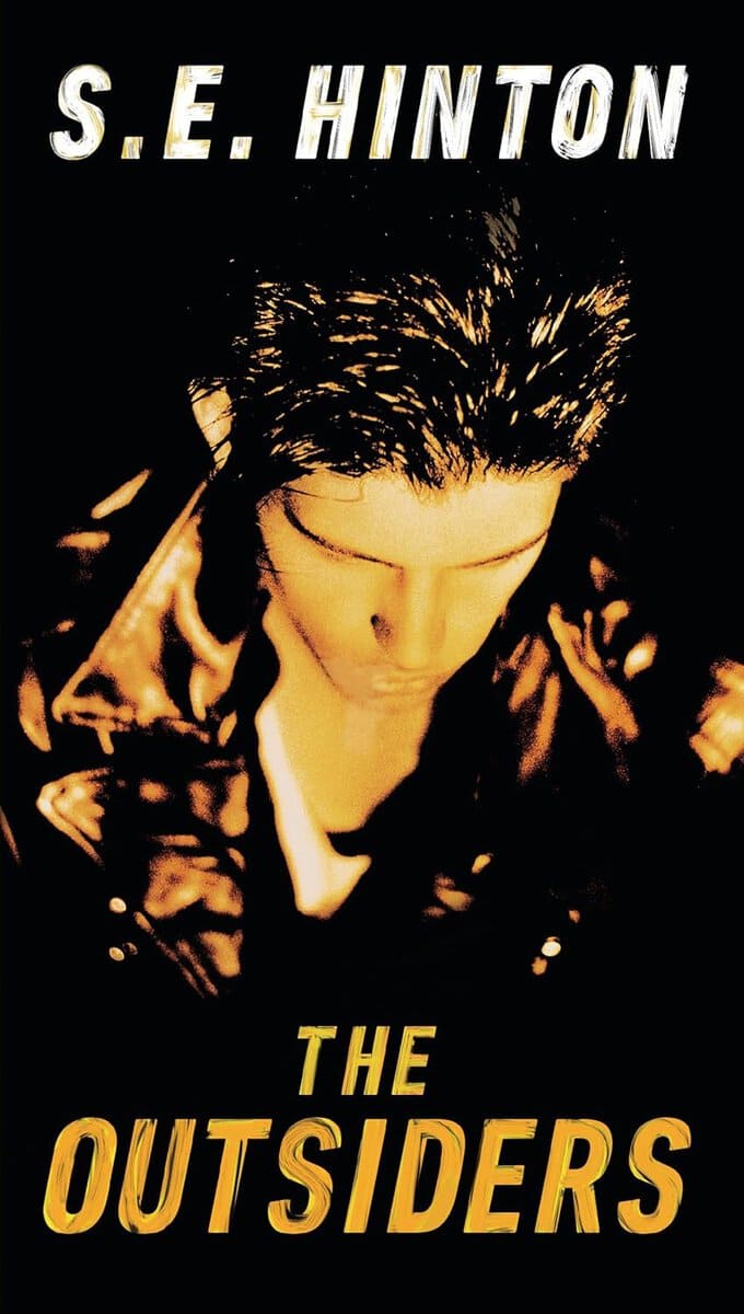 S. E. Hinton : The Outsiders