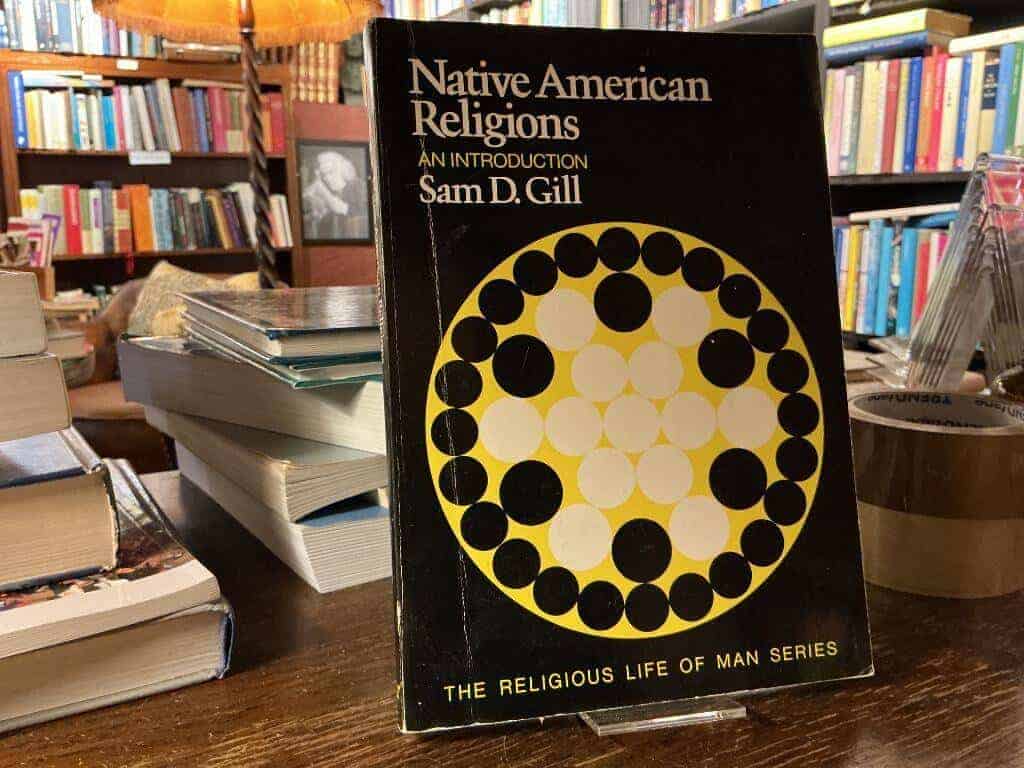 Sam D. Gill : Native American religions