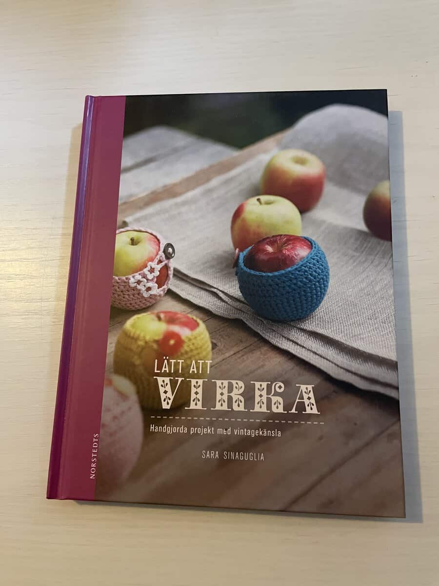 Sara Sinaguglia : Lätt att virka handgjorda projekt med vintagekänsla