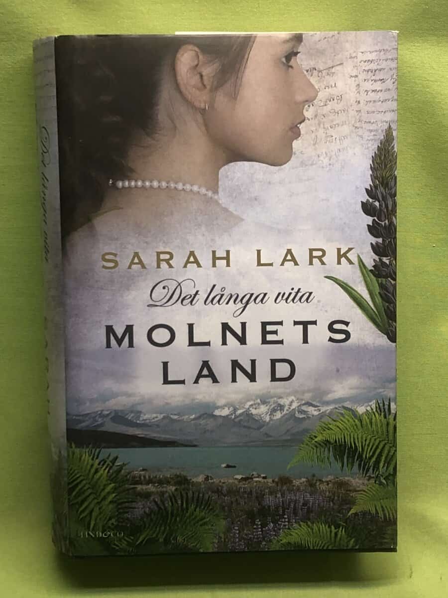 Sarah Lark : Det långa vita molnets land
