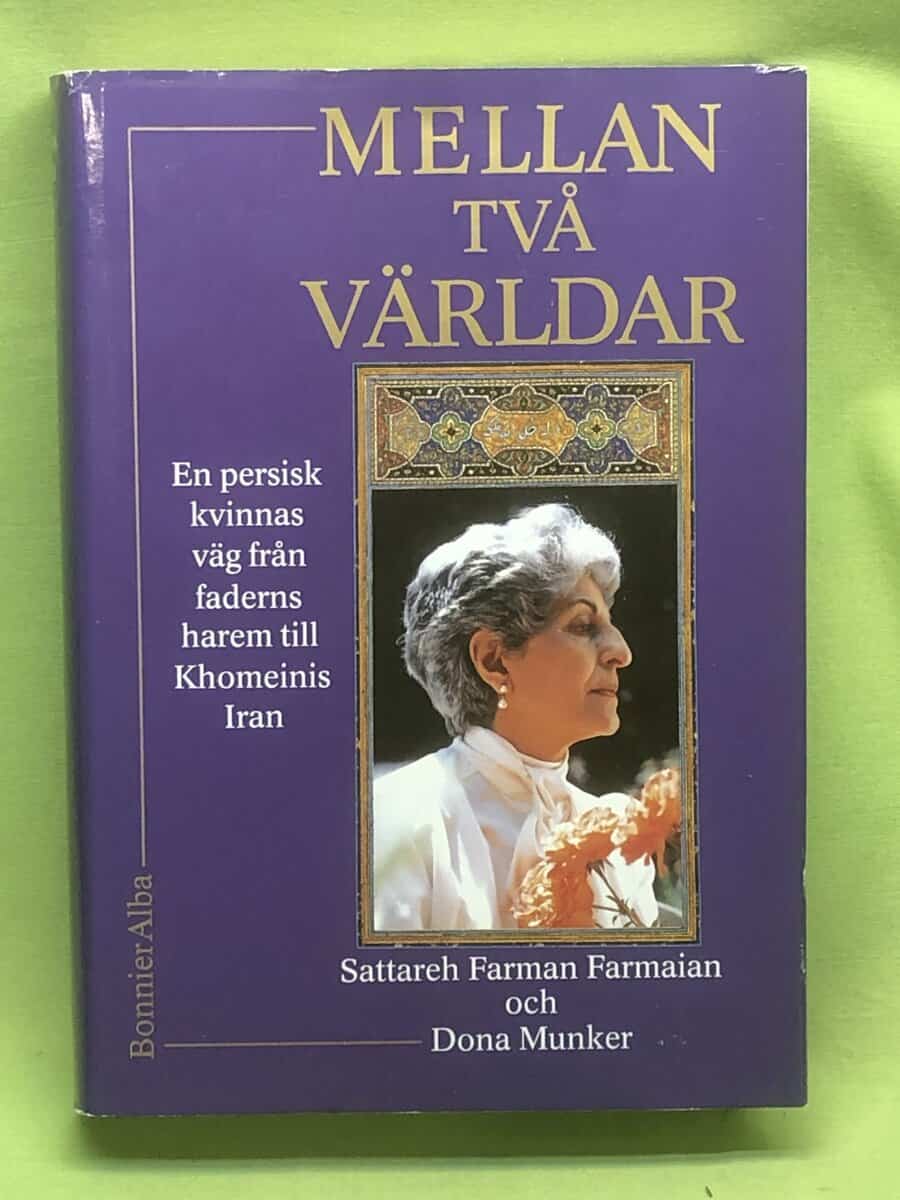 Satt ra Farm n-Farm y n : Mellan två världar