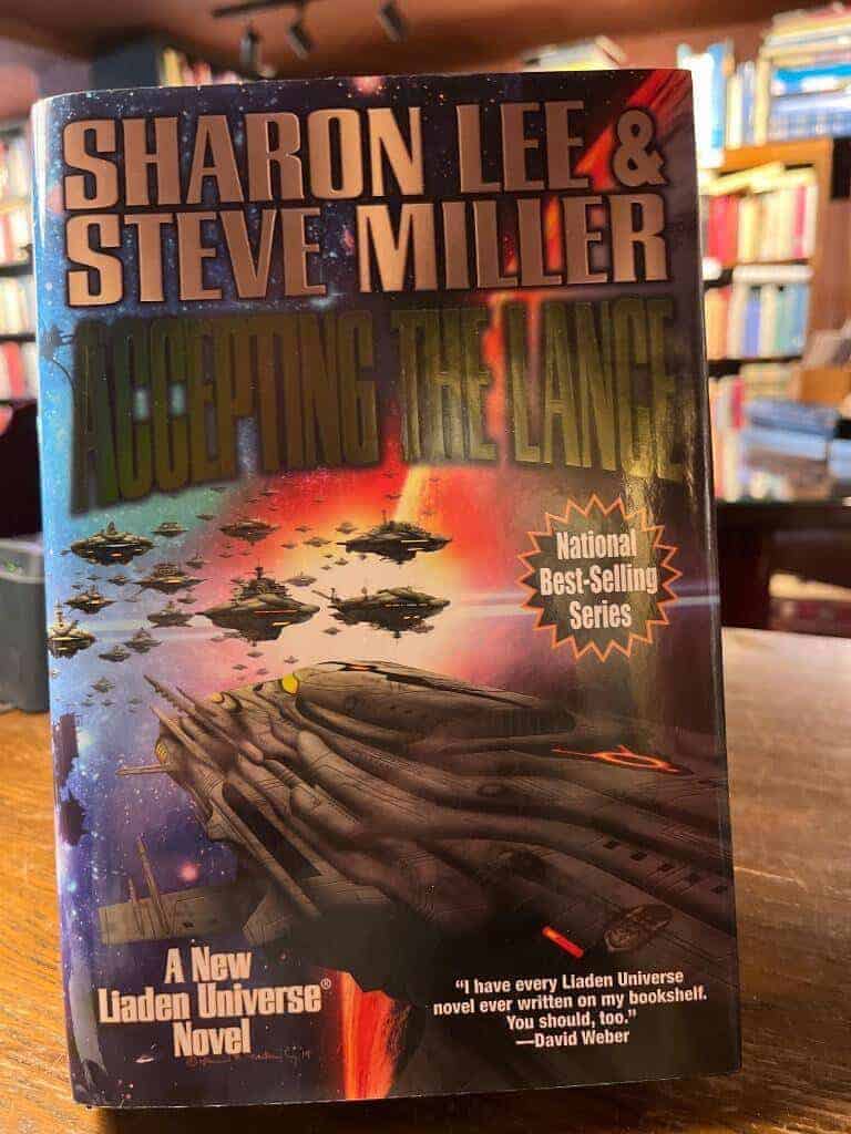Sharon Lee ; Steve Miller : Accepting the Lance