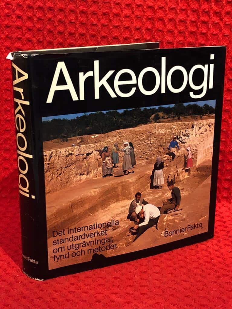 Sherratt, Andrew ; Ambrosiani, Björn ; Karling, Kers... : Arkeologi