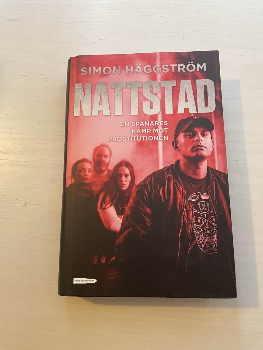 Simon Häggström : Nattstad