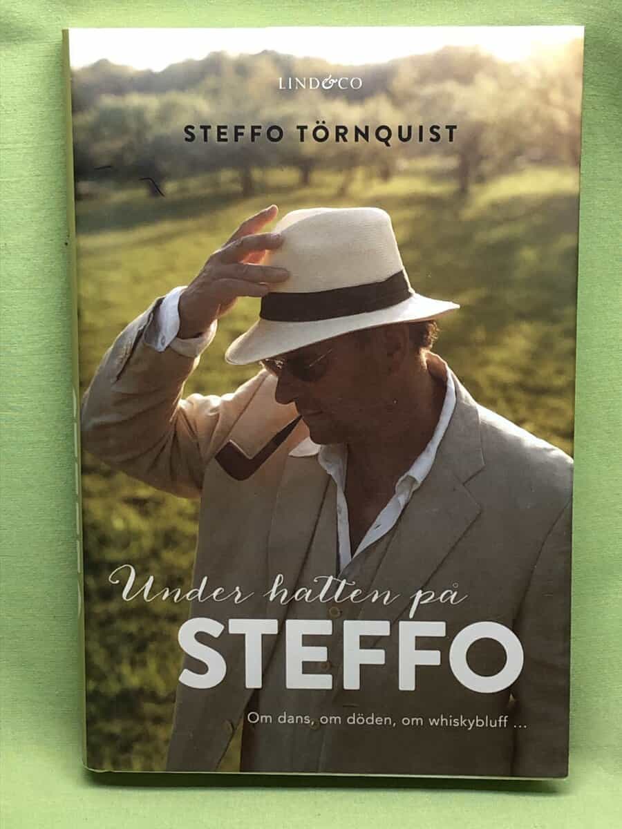 Steffo Törnquist : Under hatten på Steffo
