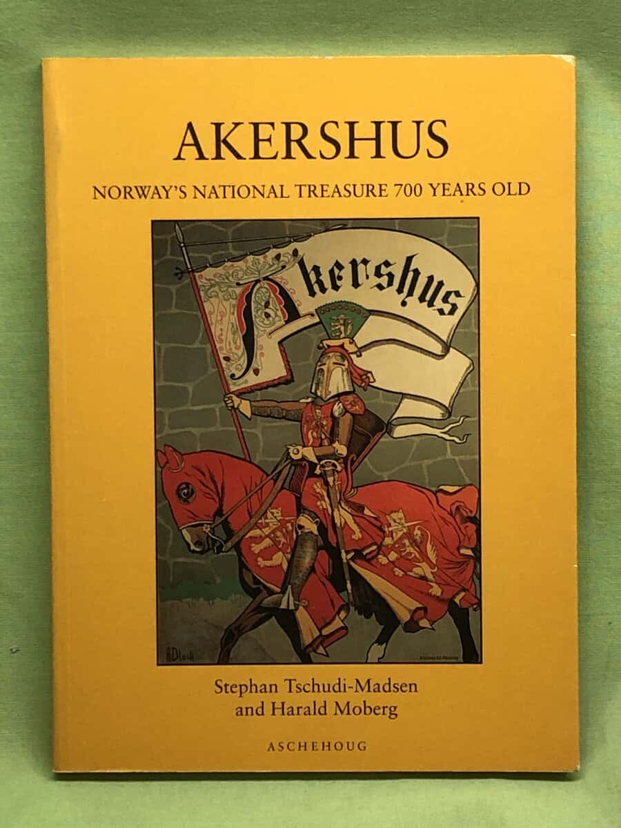 Stephan Tschudi-Madsen; Harald Moberg : Akershus