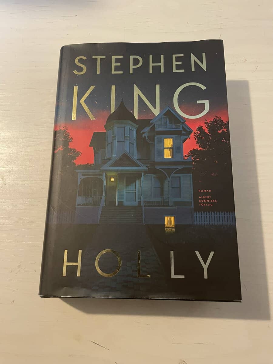 Stephen King : Holly