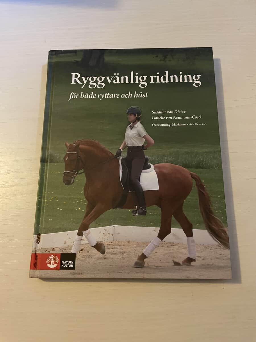 Susanne von Dietze : Ryggvänlig ridning för både ryttare och häst