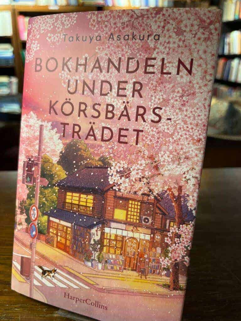 Takuya Asakura : Bokhandeln under körsbärsträdet