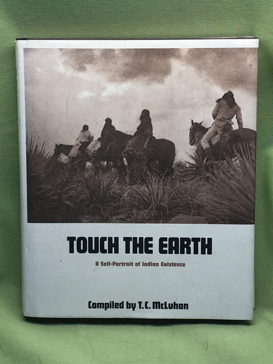 Teresa Carolyn McLuhan : Touch the earth