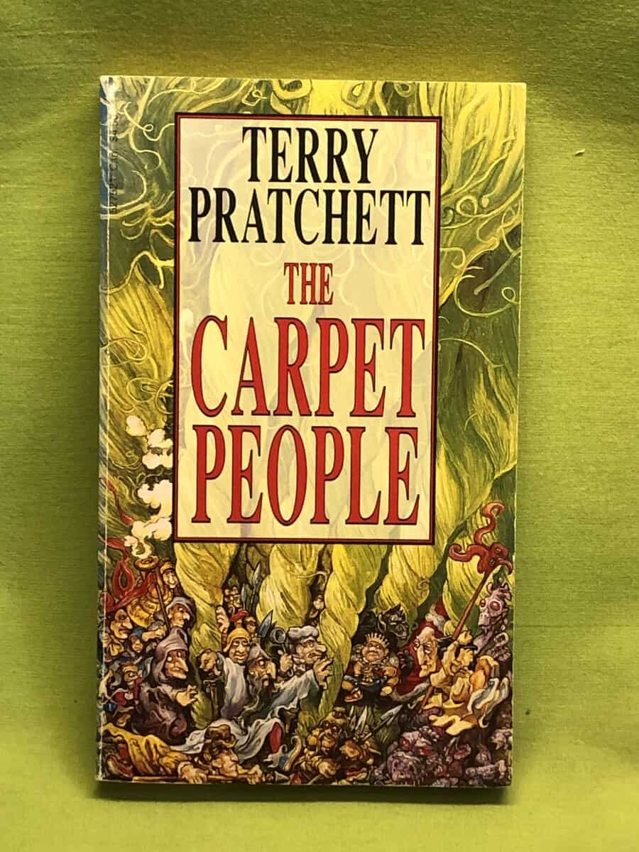Terry Pratchett : Carpet People