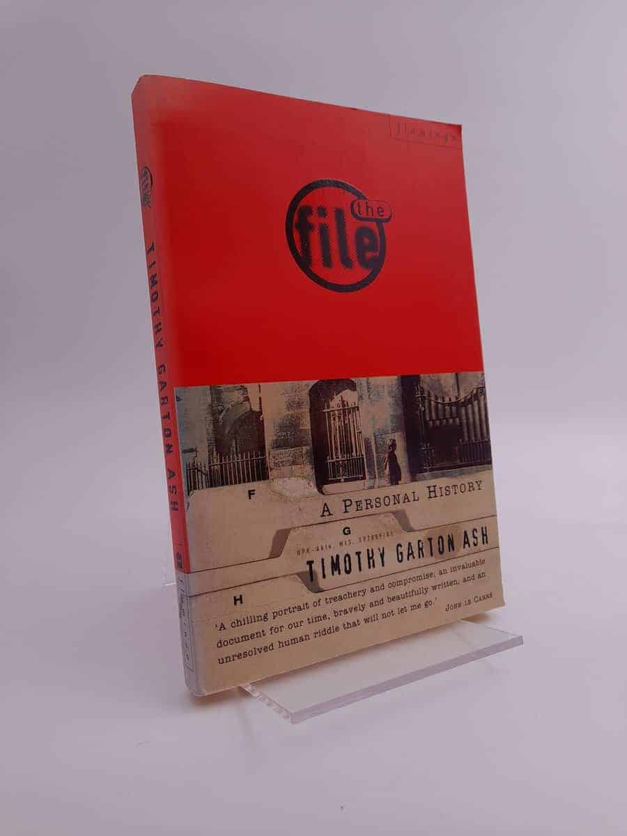 Timothy Garton Ash : The file