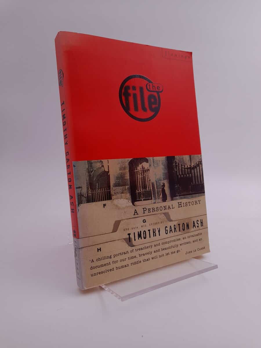 Timothy Garton Ash : The file