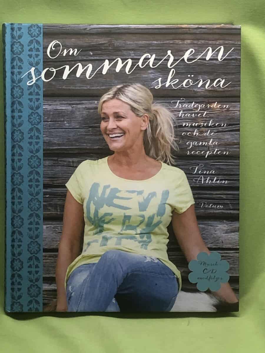Tina Ahlin : Om sommaren sköna