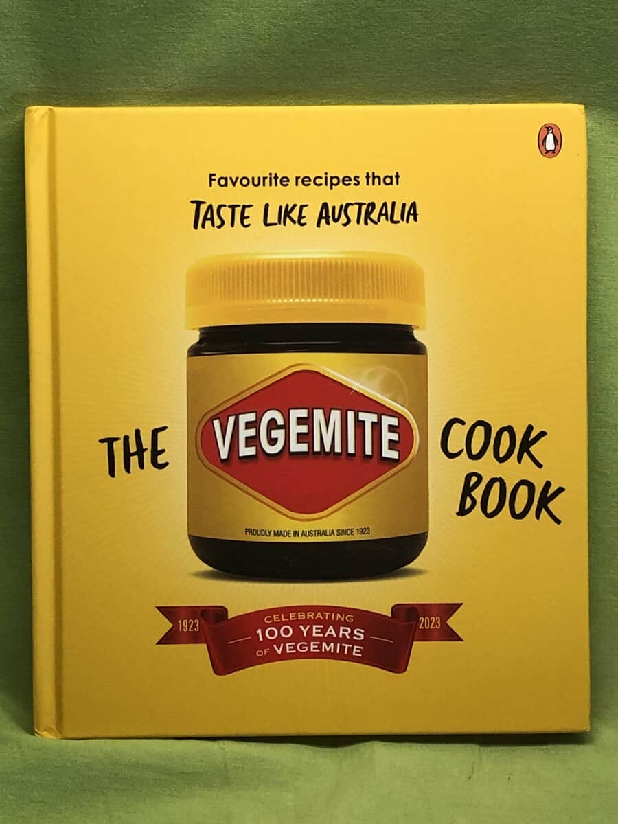 Vegemite : Vegemite Cookbook Favourite recipes that taste like Australia